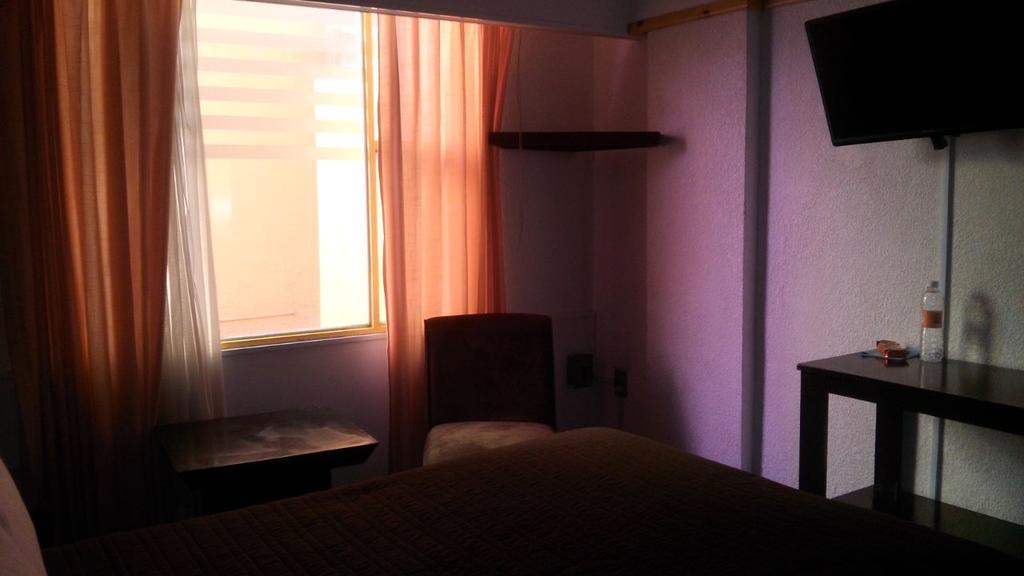Hotel Gracia Zacatecas Guadalupe  ภายนอก รูปภาพ