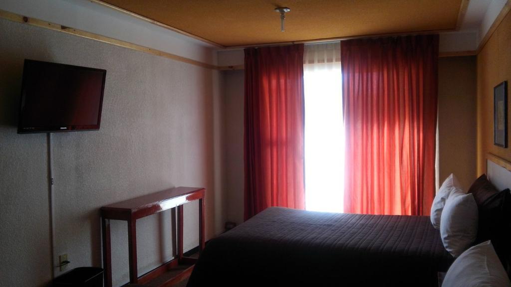 Hotel Gracia Zacatecas Guadalupe  ภายนอก รูปภาพ