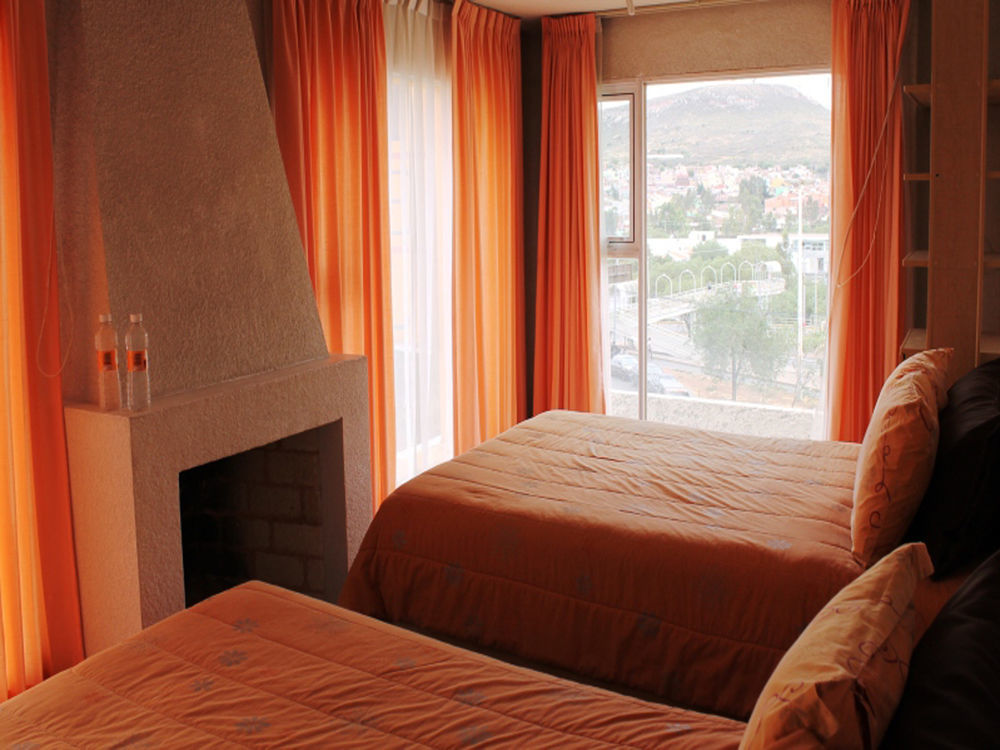 Hotel Gracia Zacatecas Guadalupe  ภายนอก รูปภาพ